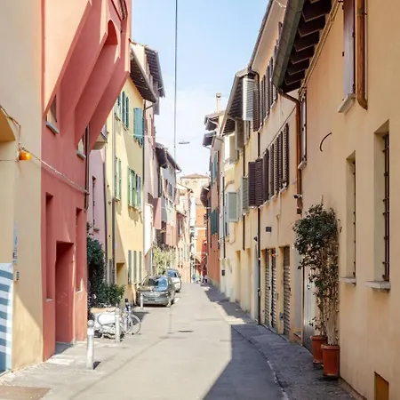 Santo Stefano Square Apartment Bologna Exterior photo