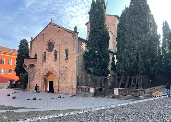 Santo Stefano Square